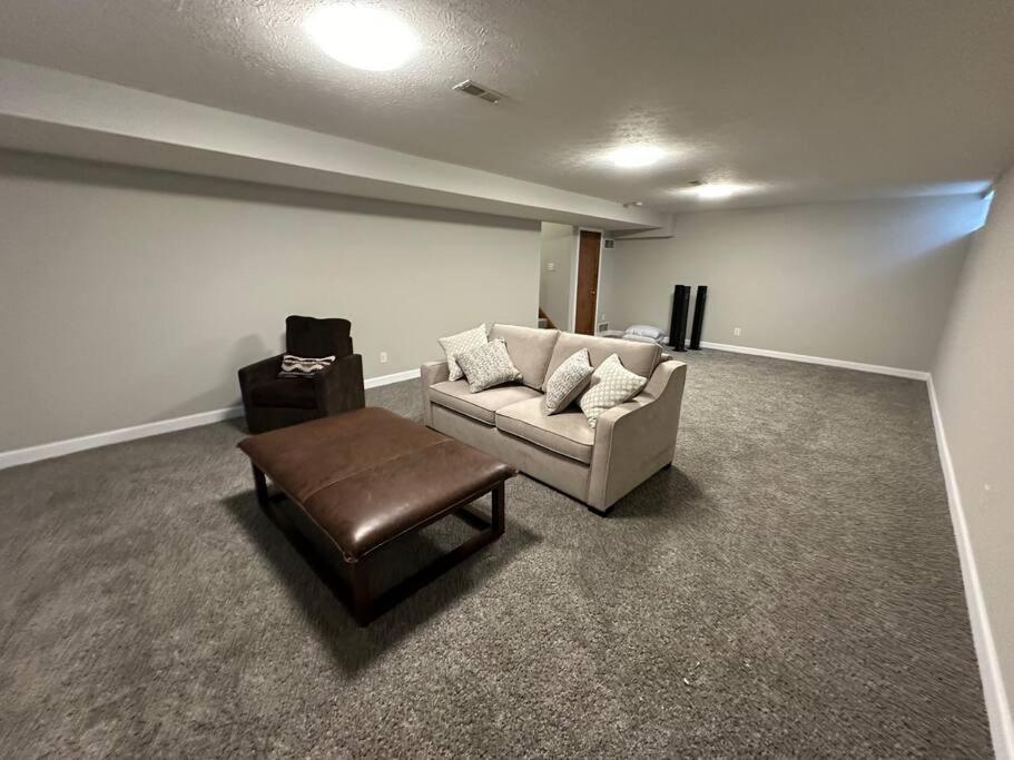 Inviting 3 Bed 2.5 Bath Townhome In Wadsworth ภายนอก รูปภาพ